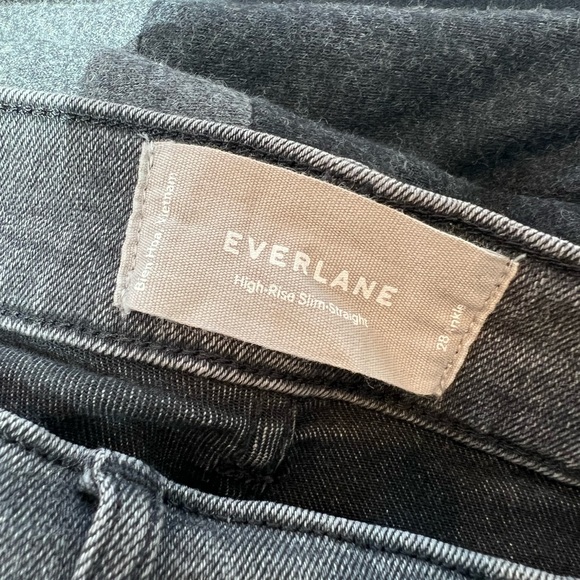 EVERLANE High Rise Cigarette Button Fly Women's Jeans Denim  -  Size:  28 - Picture 4 of 6